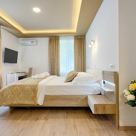 Luxury Rooms Floramye (Adults Only) Split Exterior foto
