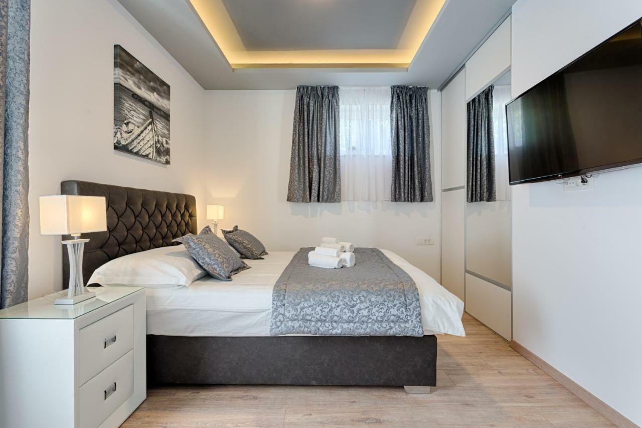 Luxury Rooms Floramye (Adults Only) Split Exterior foto