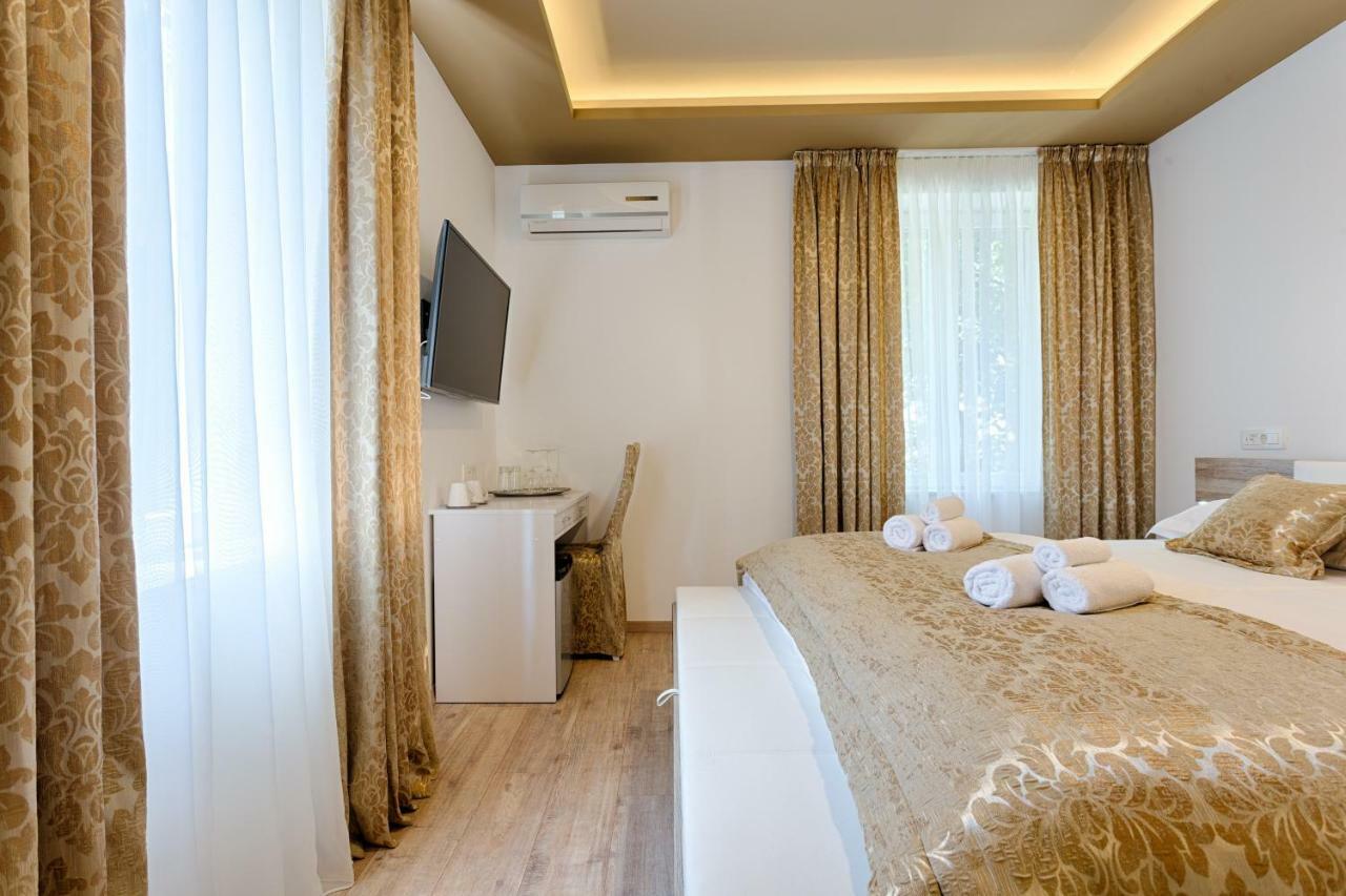 Luxury Rooms Floramye (Adults Only) Split Exterior foto