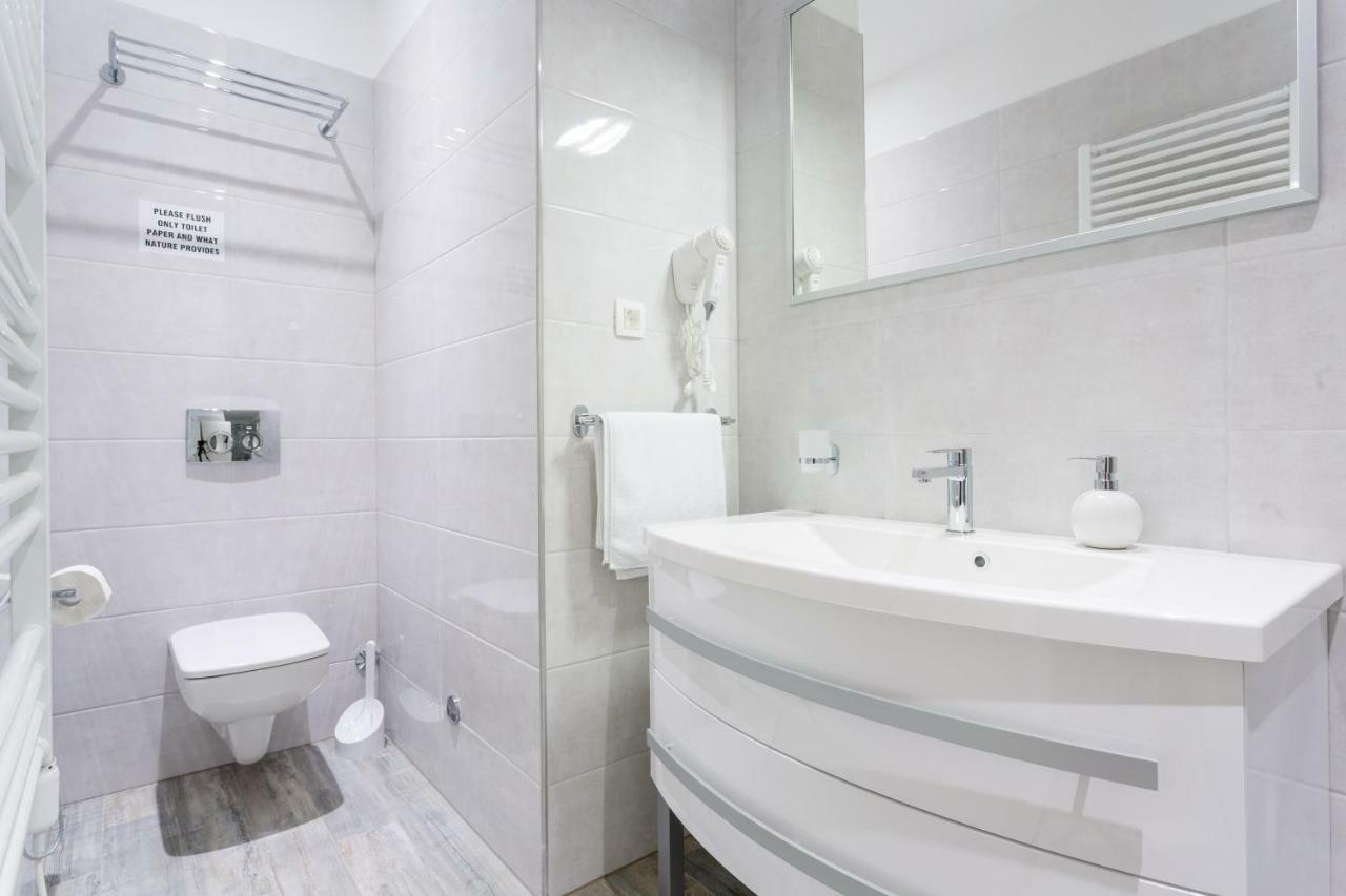 Luxury Rooms Floramye (Adults Only) Split Exterior foto